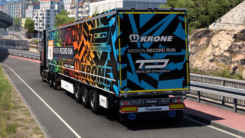 トレーラーの方